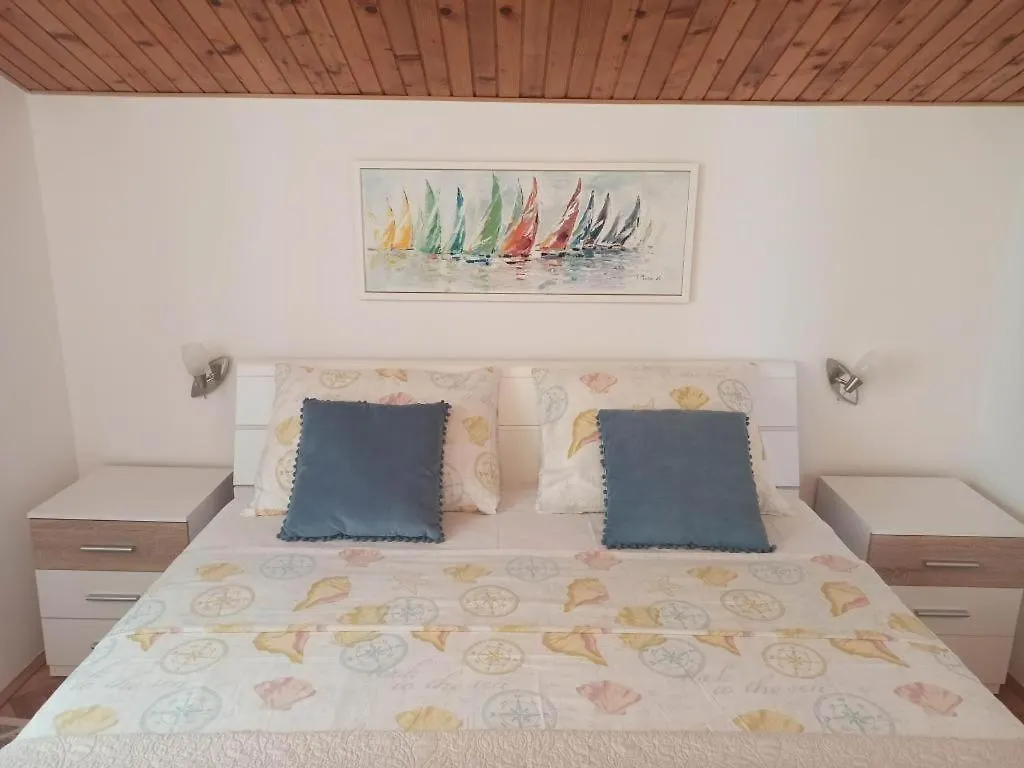 Apartment In Okrug Gornji With Sea View, Terrace, Air Conditioning, W-Lan 5045-1 Trogir 0*,